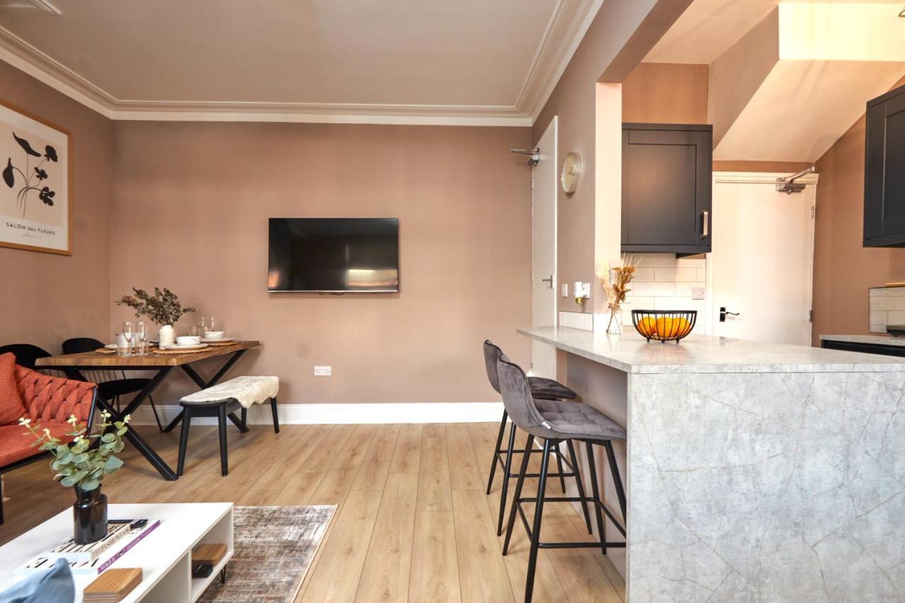 Homebird Property - Haddon House 利兹 外观 照片